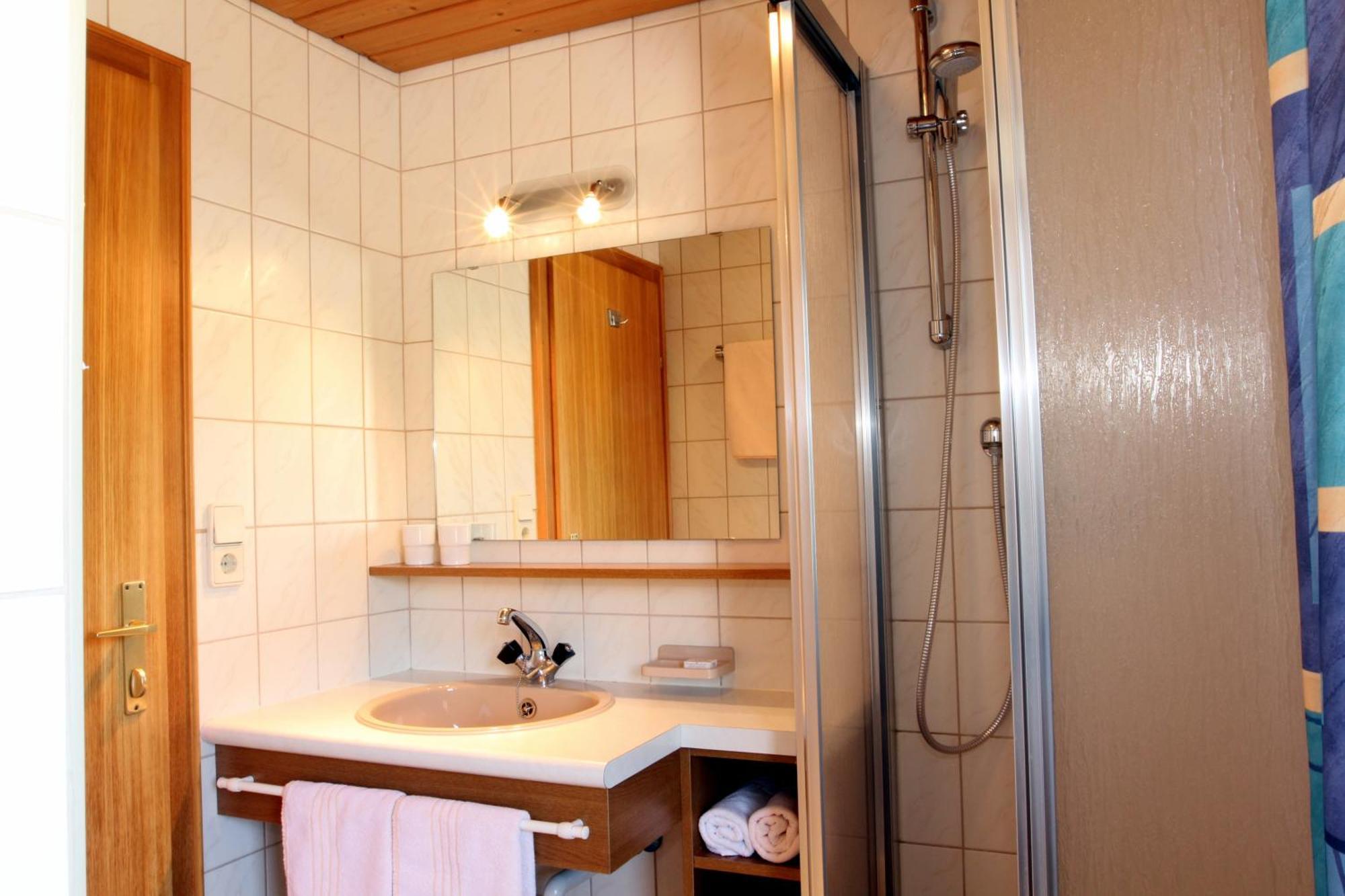Haus Kneissl Apartment Seefeld in Tirol Room photo