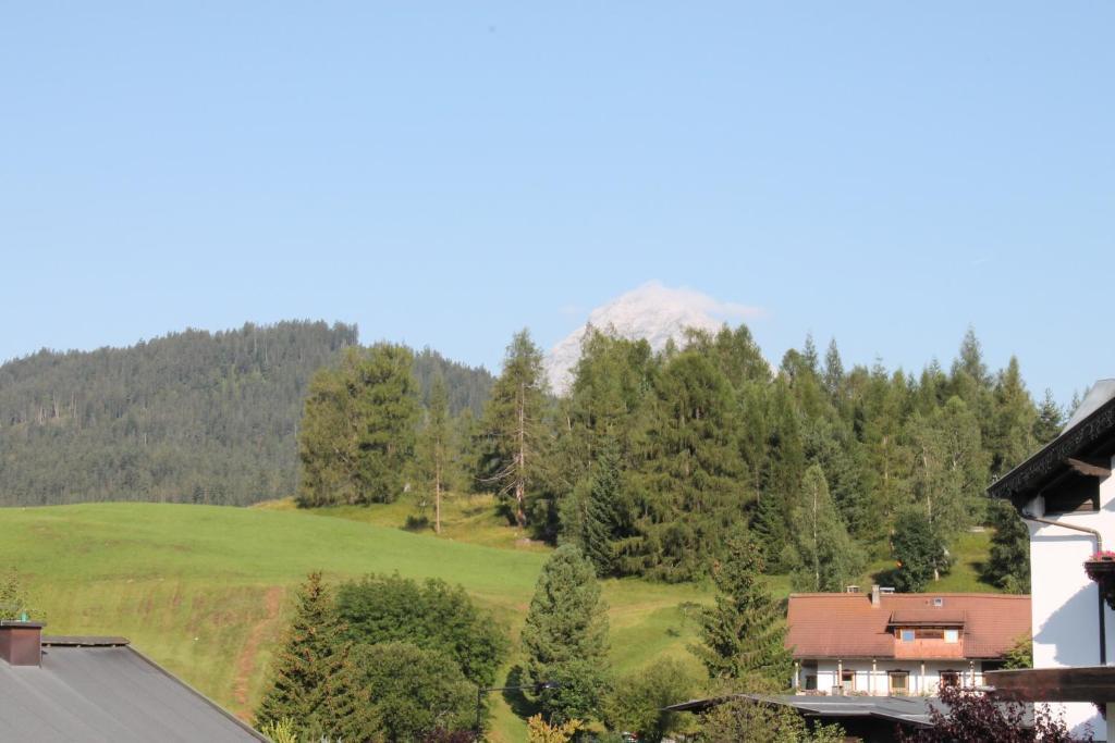 Haus Kneissl Apartment Seefeld in Tirol Room photo